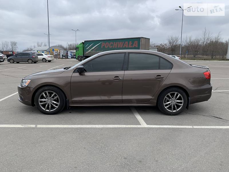 Седан Volkswagen Jetta 2014 в Запоріжжі