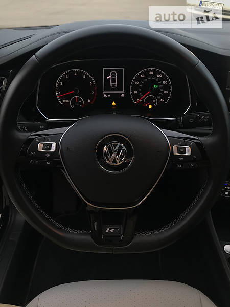 Седан Volkswagen Jetta 2018 в Харкові