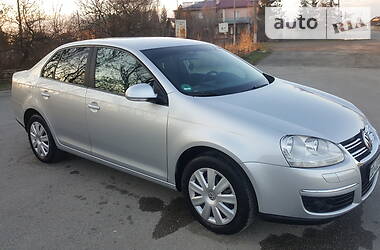 Седан Volkswagen Jetta 2007 в 