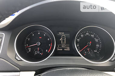 Седан Volkswagen Jetta 2017 в Житомире
