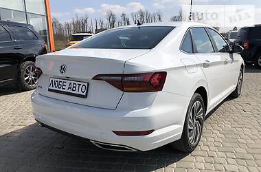 Седан Volkswagen Jetta 2019 в 