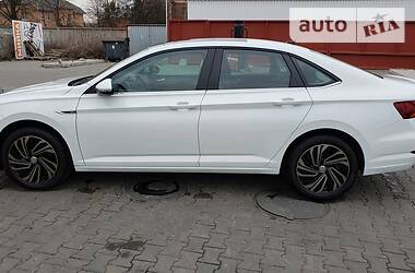 Седан Volkswagen Jetta 2018 в Києві
