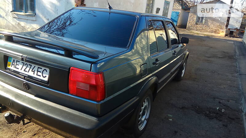 Хетчбек Volkswagen Jetta 1990 в П'ятихатках