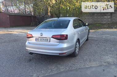 Седан Volkswagen Jetta 2015 в 