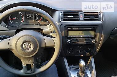 Седан Volkswagen Jetta 2014 в 