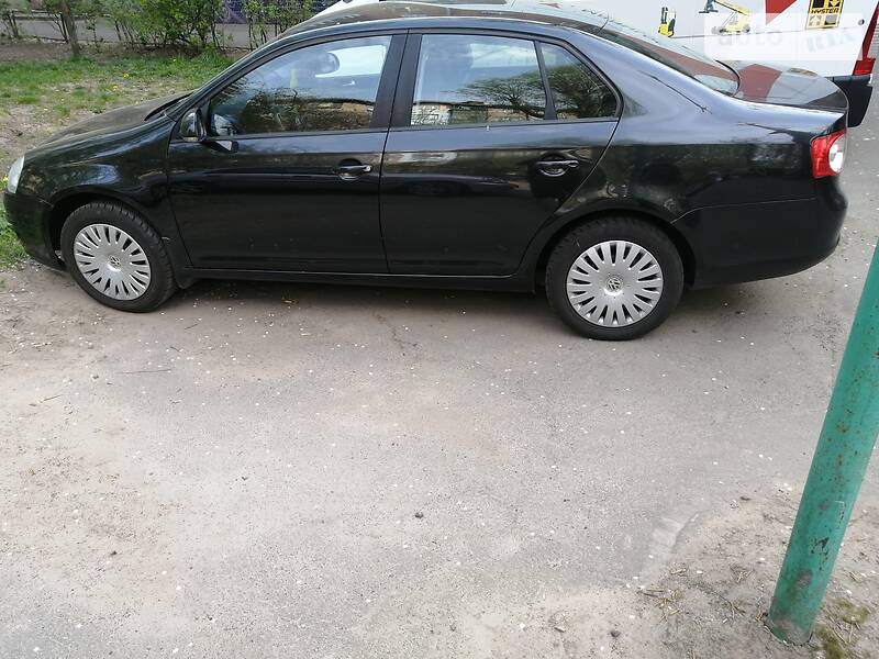Седан Volkswagen Jetta 2007 в Києві