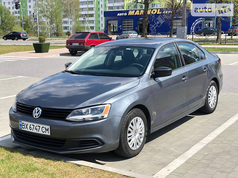 Седан Volkswagen Jetta 2014 в Хмельницькому