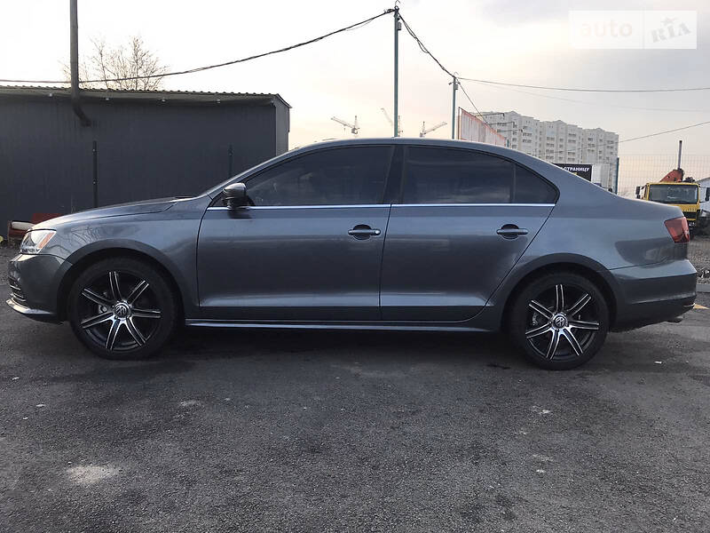 Седан Volkswagen Jetta 2016 в Києві