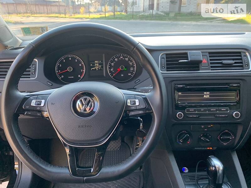 Седан Volkswagen Jetta 2013 в Києві