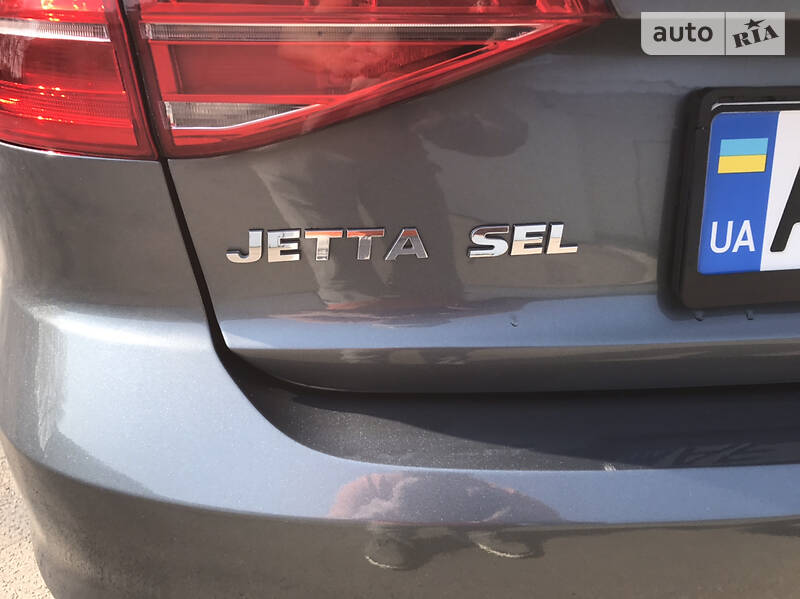 Седан Volkswagen Jetta 2015 в Дніпрі