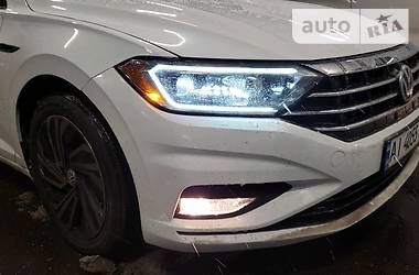Седан Volkswagen Jetta 2018 в Києві
