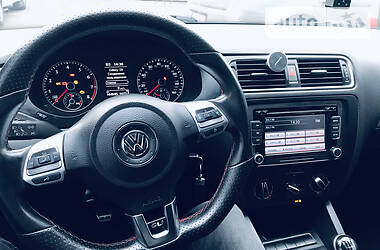 Седан Volkswagen Jetta 2012 в Киеве