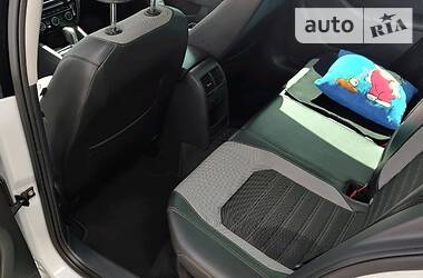 Седан Volkswagen Jetta 2016 в 
