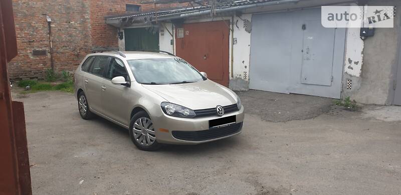 Універсал Volkswagen Jetta 2013 в Хмельницькому