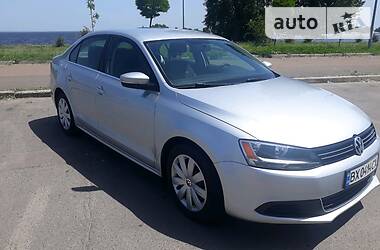 Седан Volkswagen Jetta 2013 в Черкассах