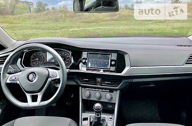 Седан Volkswagen Jetta 2018 в Херсоне