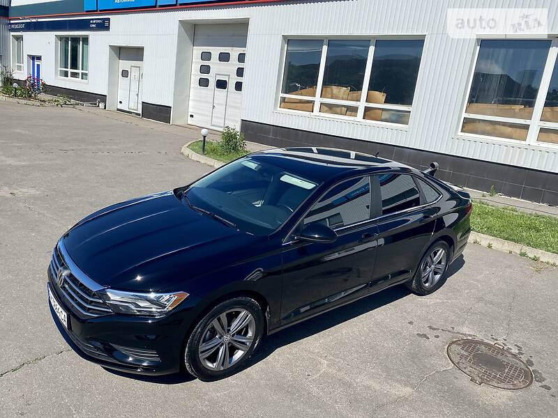 Седан Volkswagen Jetta 2018 в Сумах