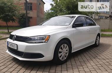 Седан Volkswagen Jetta 2014 в 