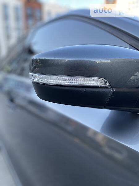 Седан Volkswagen Jetta 2015 в Києві