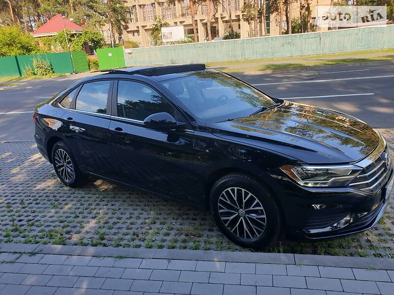 Седан Volkswagen Jetta 2018 в Києві