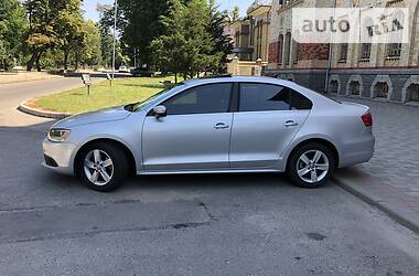 Седан Volkswagen Jetta 2013 в Полтаве