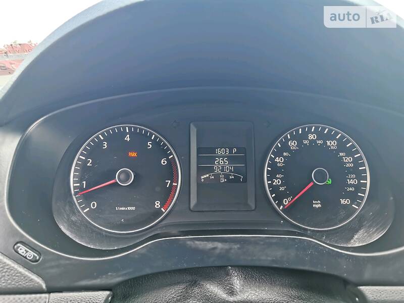 Седан Volkswagen Jetta 2012 в Миколаєві