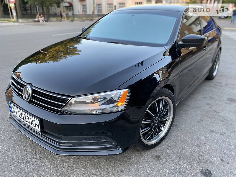 Седан Volkswagen Jetta 2016 в Києві
