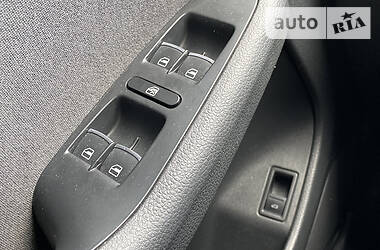 Седан Volkswagen Jetta 2013 в 