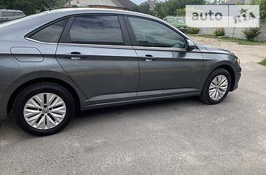 Седан Volkswagen Jetta 2019 в Харькове