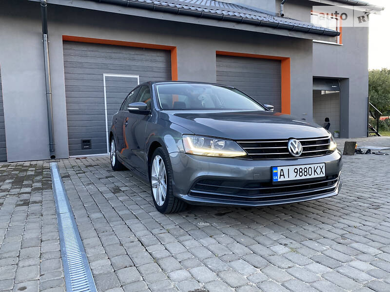 Седан Volkswagen Jetta 2016 в Києві