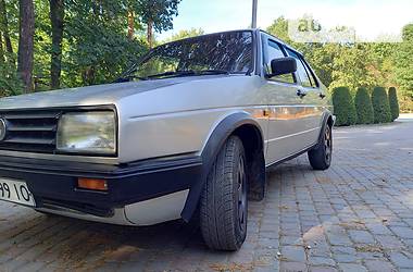 Седан Volkswagen Jetta 1986 в Дрогобыче
