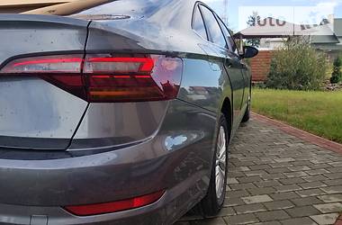 Седан Volkswagen Jetta 2019 в Снятине