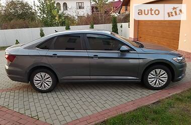 Седан Volkswagen Jetta 2019 в Снятине