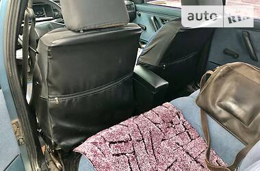 Седан Volkswagen Jetta 1990 в 