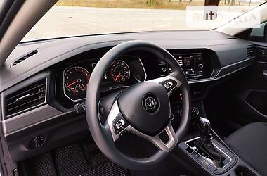 Седан Volkswagen Jetta 2018 в Сумах