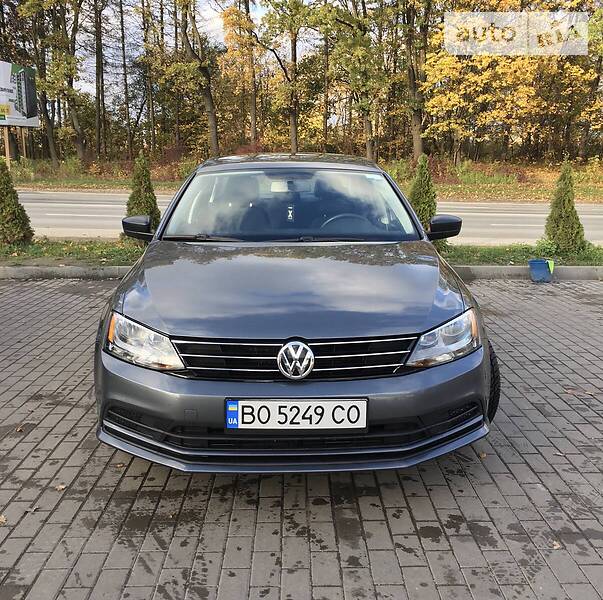 Седан Volkswagen Jetta 2015 в Тернополі