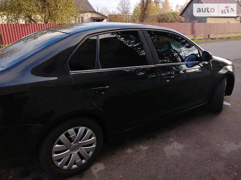 Седан Volkswagen Jetta 2006 в Старокостянтинові
