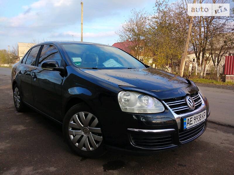 Седан Volkswagen Jetta 2006 в Старокостянтинові