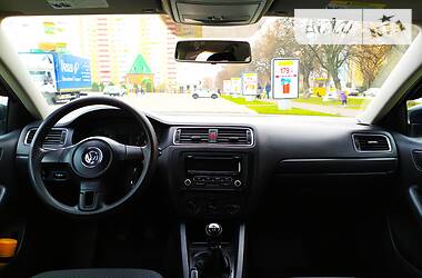 Седан Volkswagen Jetta 2013 в Киеве