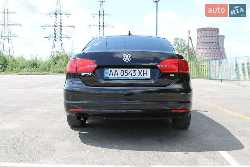 Седан Volkswagen Jetta 2014 в Харькове