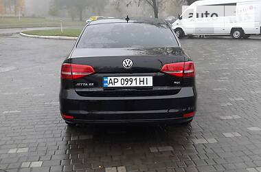 Седан Volkswagen Jetta 2015 в Миколаєві