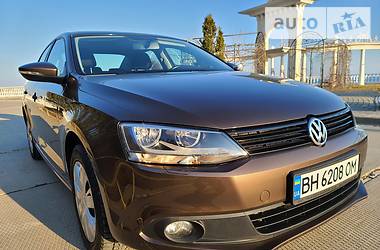 Седан Volkswagen Jetta 2012 в Одессе