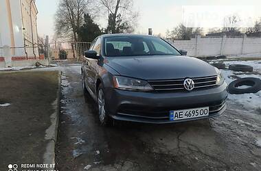 Седан Volkswagen Jetta 2017 в Днепре