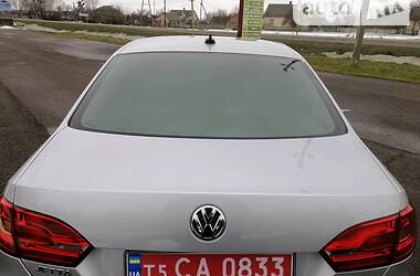 Седан Volkswagen Jetta 2011 в Ровно