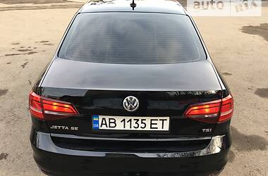 Седан Volkswagen Jetta 2016 в Киеве