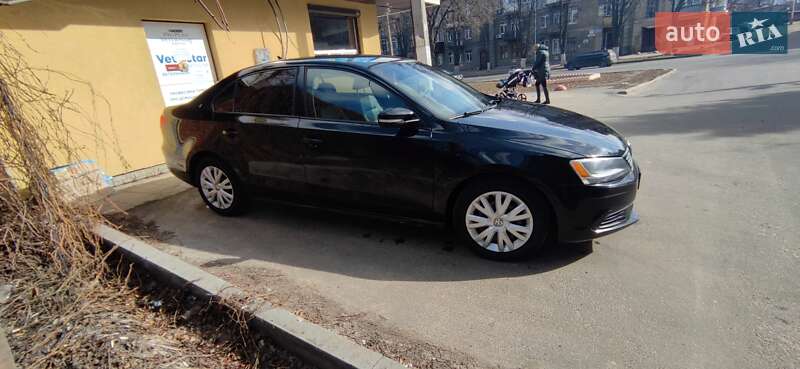 Седан Volkswagen Jetta 2014 в Харькове