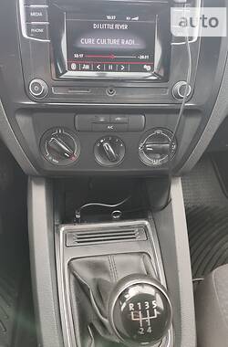 Седан Volkswagen Jetta 2016 в Житомире