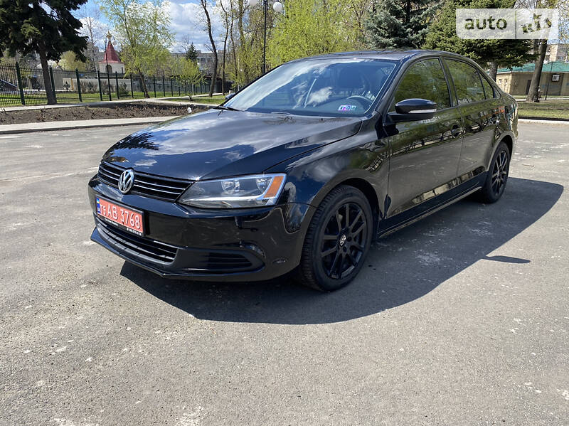 Седан Volkswagen Jetta 2014 в Покровську