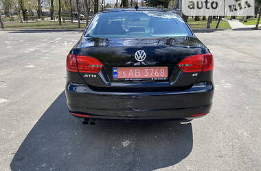 Седан Volkswagen Jetta 2014 в Покровске