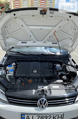 Седан Volkswagen Jetta 2012 в Броварах